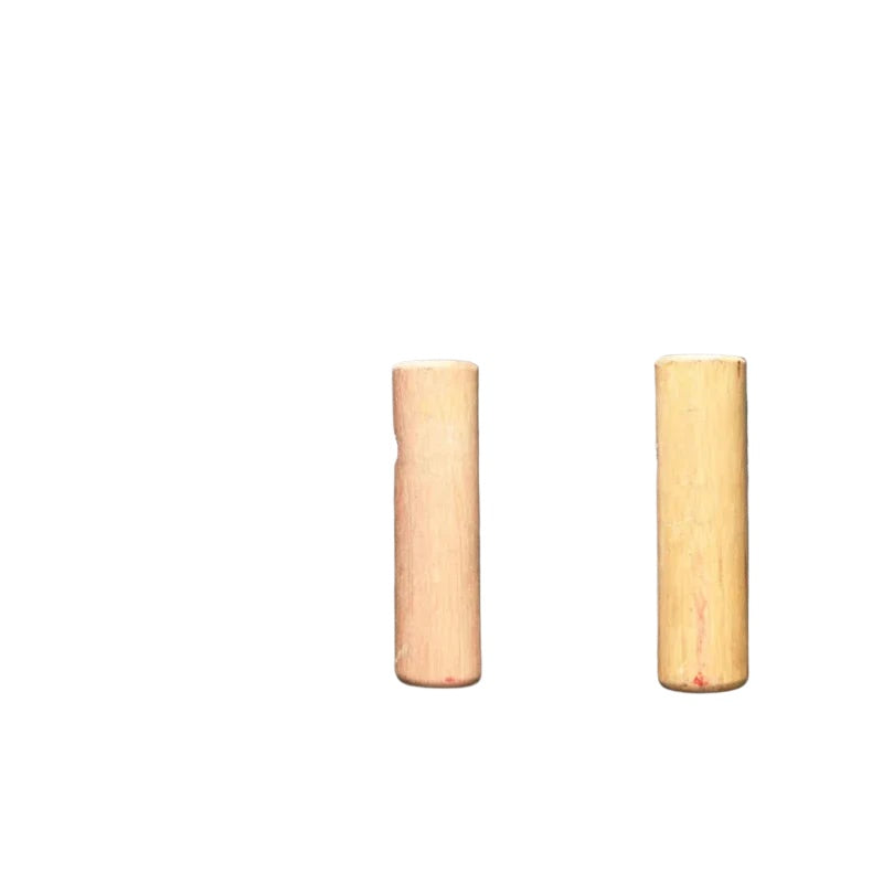Thickened trowel with wooden handle reinforced